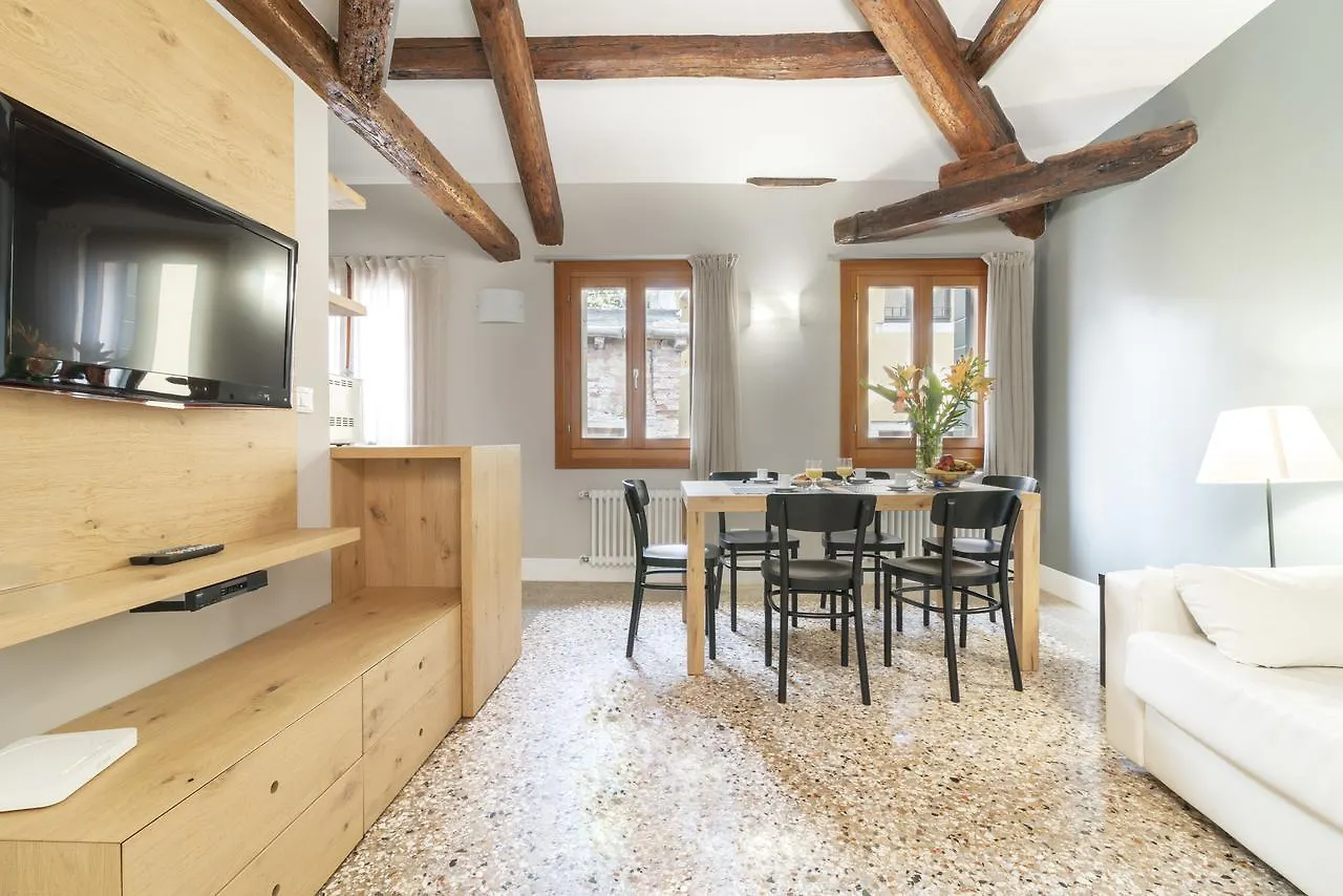 Ve.N.I.Ce Cera San Marco Terrace Apartment Venice Italy
