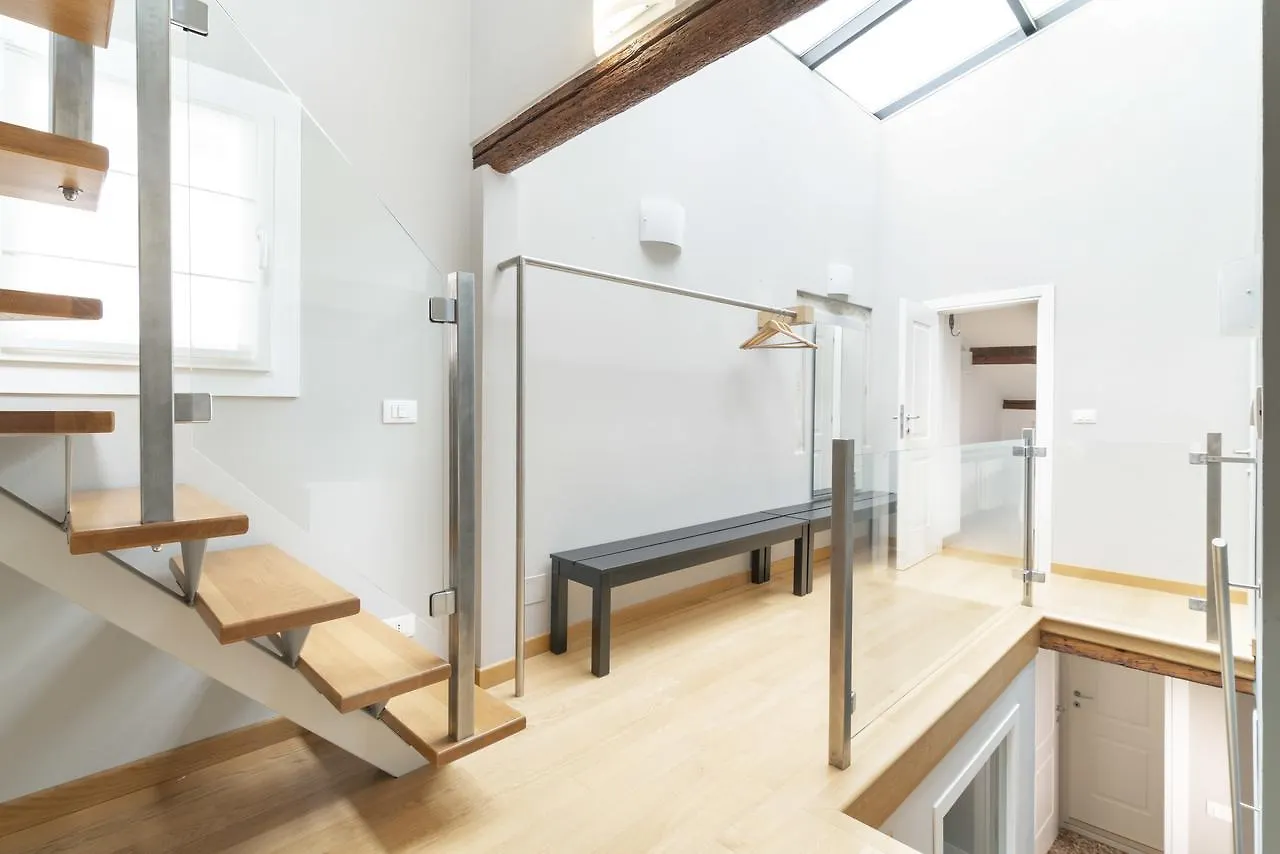 Ve.N.I.Ce Cera San Marco Terrace Apartment Venice Italy