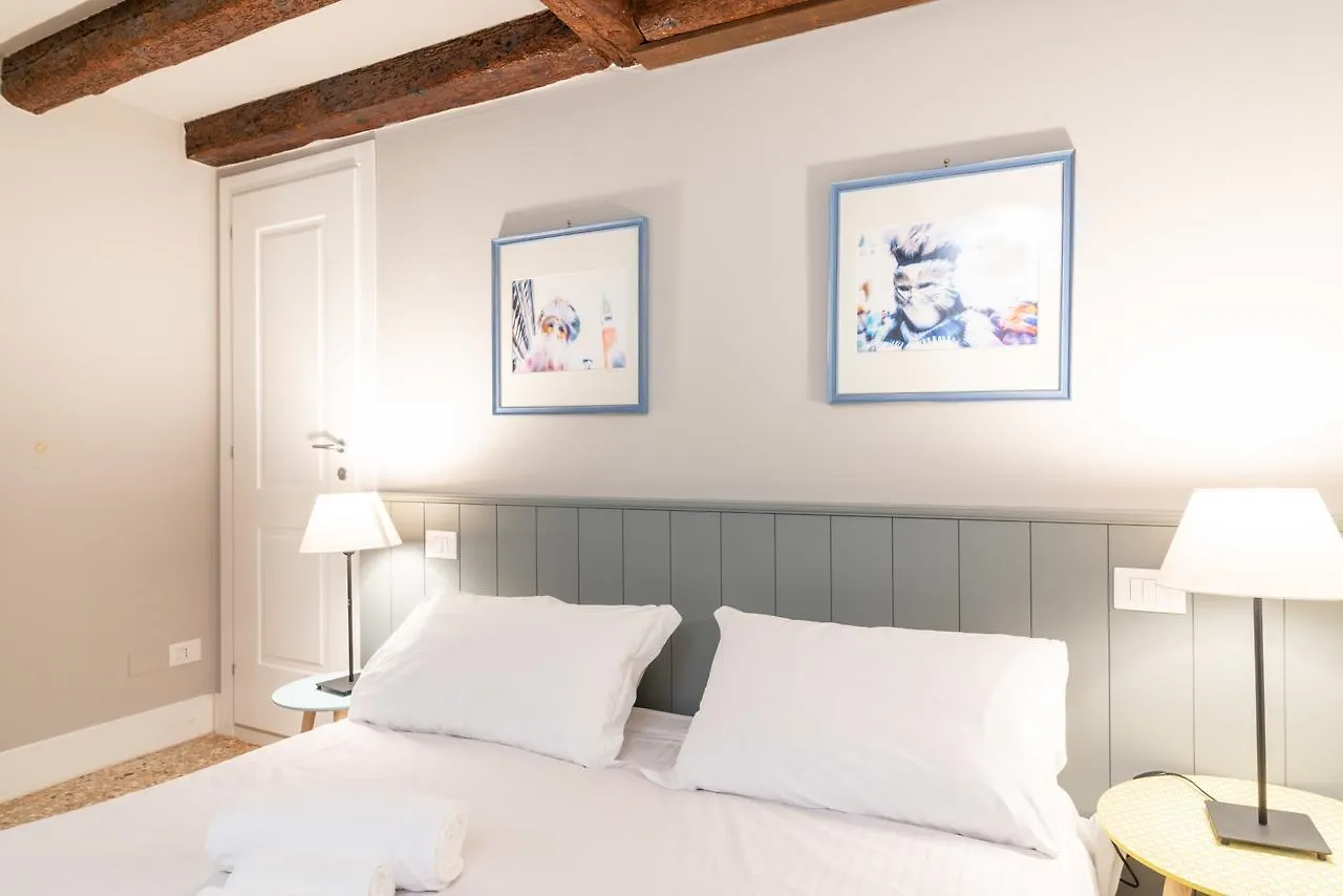 Ve.N.I.Ce Cera San Marco Terrace Apartment Venice