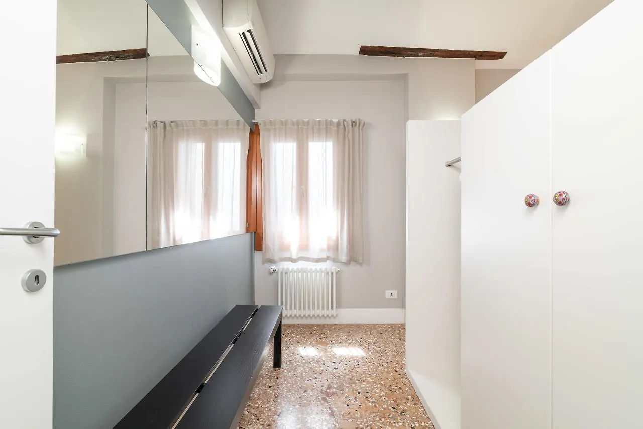Ve.N.I.Ce Cera San Marco Terrace Apartment Venice 0*,