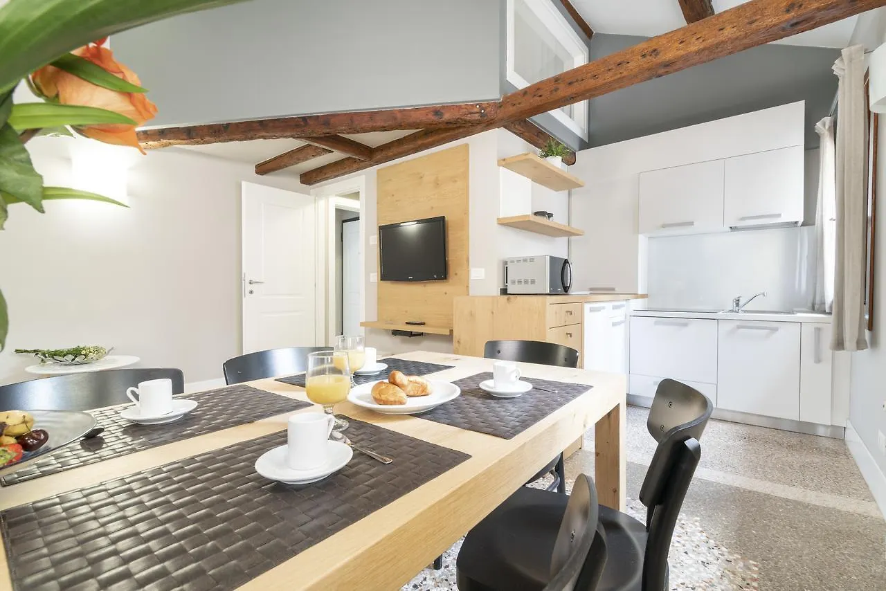 Ve.N.I.Ce Cera San Marco Terrace Apartment Venice