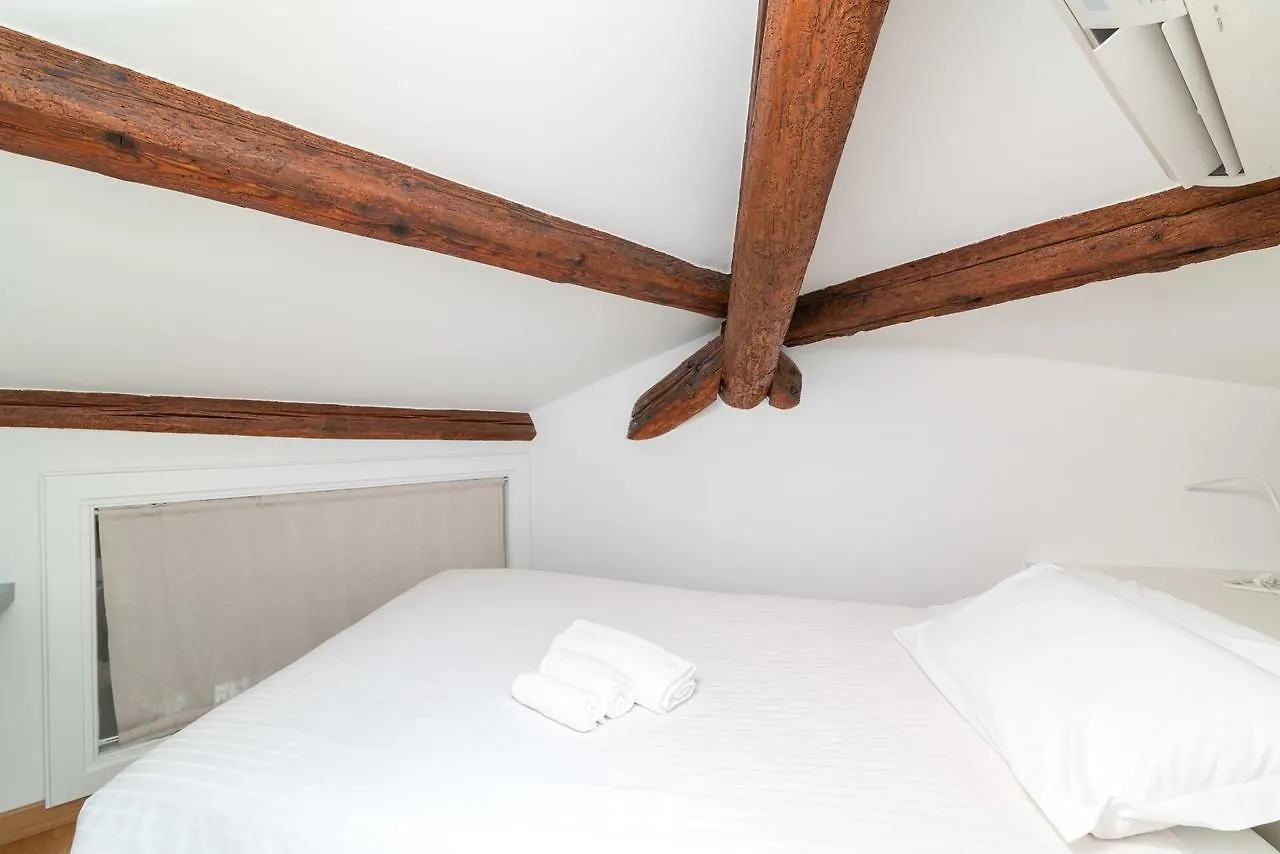 Ve.N.I.Ce Cera San Marco Terrace Apartment Venice