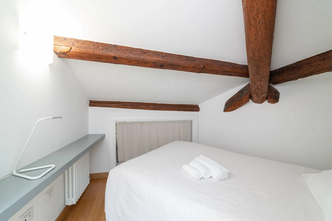 Ve.N.I.Ce Cera San Marco Terrace Apartment Venice